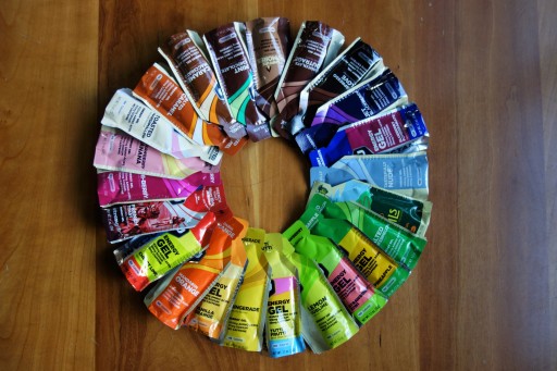 GU Energy Gel Triberry energetický gél 3 bobule s kofeínom 32g