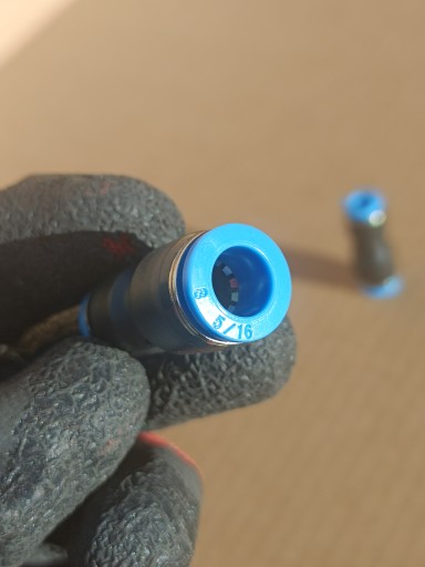 Zásuvný konektor pneumatickej redukcie 8 - 6mm PG 8-6