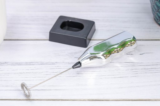 Napeňovač mlieka na kávu, elektrický mixér, tamper