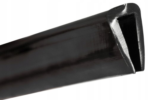 Čierna PVC krytka na okraj 3mm plechu