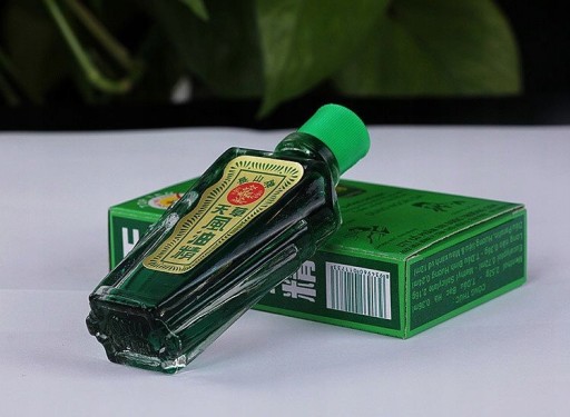 EUKALYPTOVÝ OLEJ NA VDÝCHNUTIE SÍNOV PRE AROMATERAPII NA BOLESŤ HLAVY 12 ml