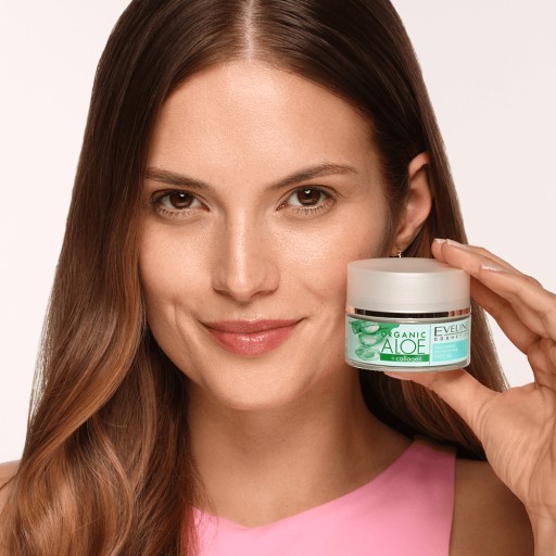 Eveline Cosmetics Organic Aloe gél na tvár