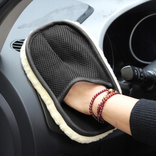 VLNENÉ RUKAVICE NA UMÝVANIE A LEŠTENIE AUTOMOBILOV