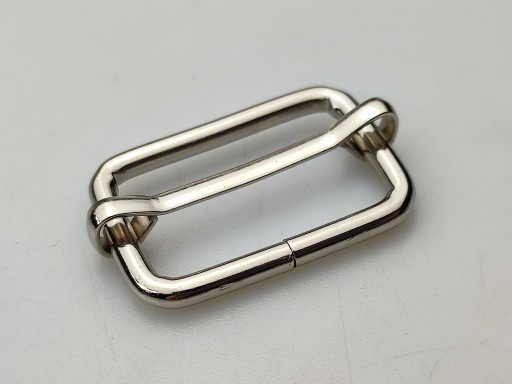 Kožený nastavovač 25 / 15 / 3 mm strieborný, 1 kus