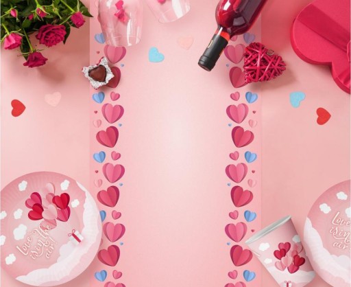 Jednorazové papierové taniere LOVE PINK, pastelovo ružové srdiečka, 6 ks