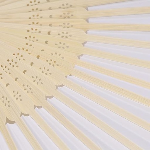 Zloženie ručného ventilátora. papier/bambus na maľovanie