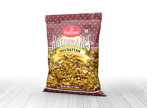 Navrattan indický snack 200g Haldiram's