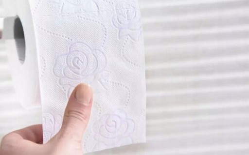 Foxy Silk - toaletný papier, 3-vrstvový, biely