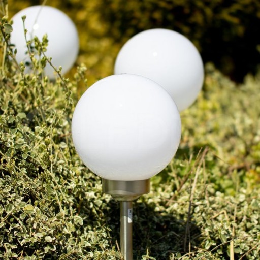 LED solárne záhradné svietidlo, biela guľa, 15 cm, zásuvné
