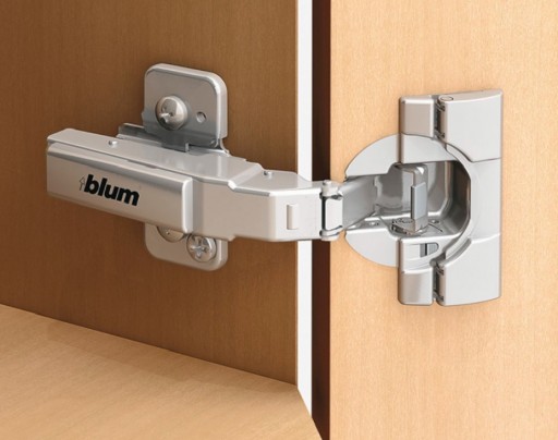 Maximálny prekrývací záves BLUM 79B9456 BLUMOTION Clip-T 95° uhol 30°