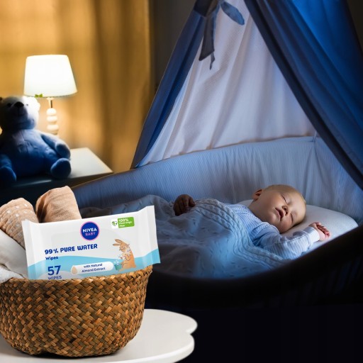 NIVEA BABY PURE WATER Vlhčené obrúsky pre deti, bez zápachu, 57 ks.