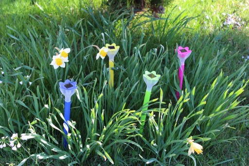Záhradná solárna lampa FLOWER kvetina 33cm FARBY