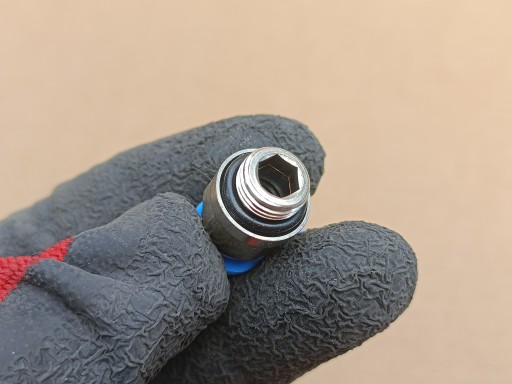 Priamy zásuvný pneumatický konektor fi 6mm závit 1/8