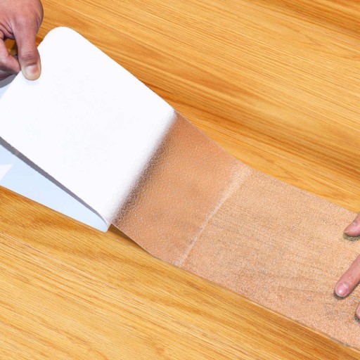 Hrubá transparentná protišmyková nálepka 60x10