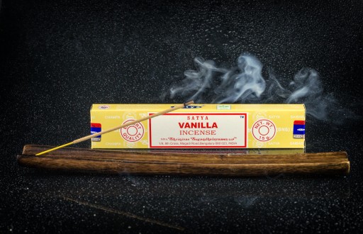 NAG CHAMPA SATYA POLLEN vonné tyčinky 15g Vanilka