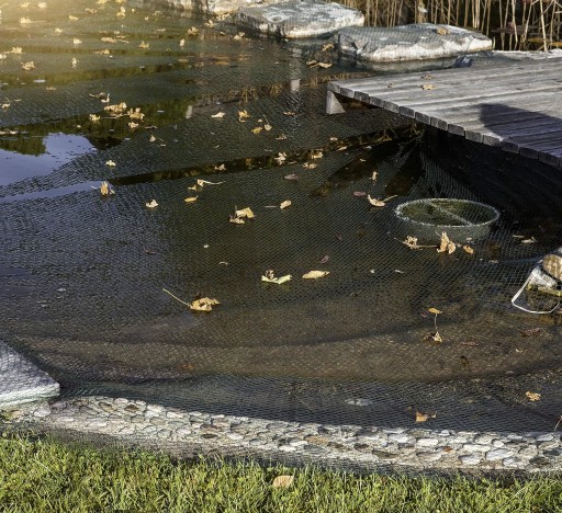 Ochranná sieť do jazierka s montážnymi kolíkmi - 4 x 5 m