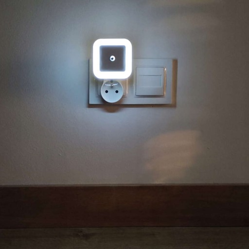LED nočná lampa pre kontakt DUSK SENSOR