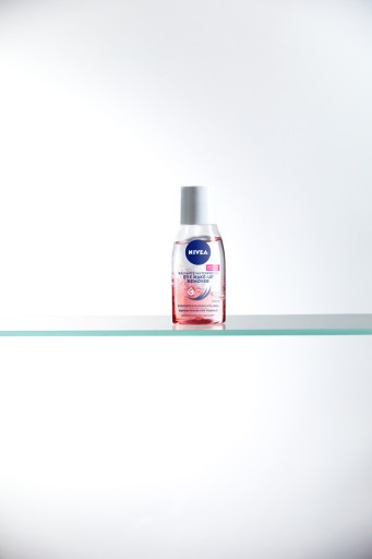 NIVEA Dvojfázový odličovač očí s vitamínom C bez trenia 125ml