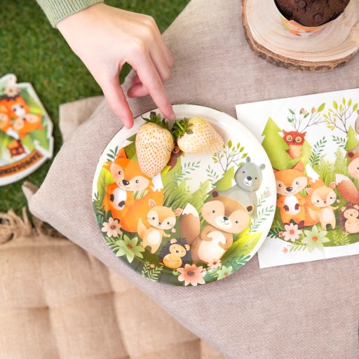 Jednorazové papierové taniere Forest Friends Animals malé 18 cm
