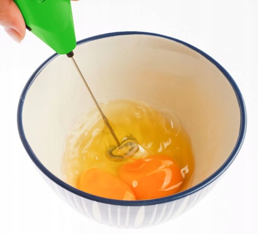 MLIEKO NAPEŇOVAČ KÁVY MINI MIXÉR