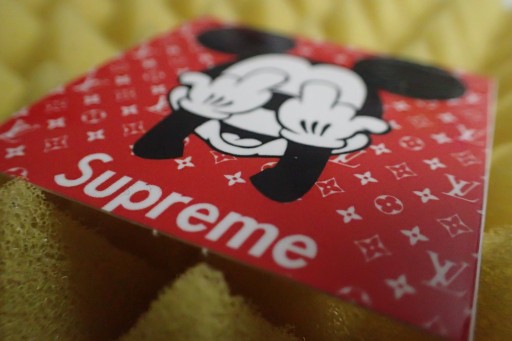 NÁLEPKA SUPREME OBEY MICKEY MOUSE NÁLEPKA 5 x 5 cm