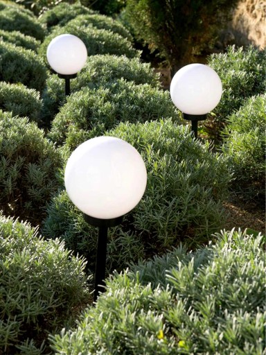 Solárne záhradné svietidlo BIELA GUĽA s hrotmi 10 cm LED