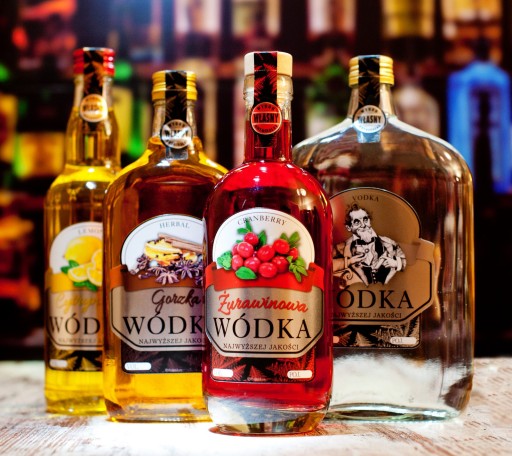 ŠTÍTOK 0,5L - VIŠŇOVÁ VODKA 10x