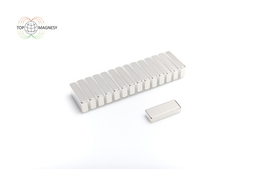 Neodymový tanierový magnet MPŁ 25x10x5 N38