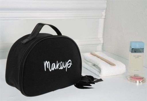 K2 MAKEUP CESTOVNÝ ORGANIZÁTOR S MAŠĽOU
