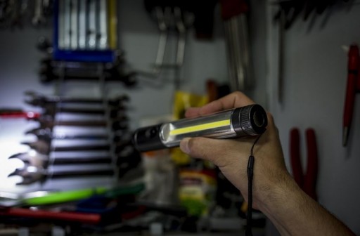 DIELENSKÉ LAMPY COB LED KONTROLNÝ MAGNET