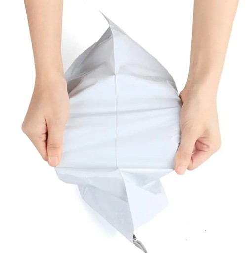 BIELE KURIÉRSKE FÓLIOVÉ BALENIA S RÚČKOU 260x350+70 50 ks