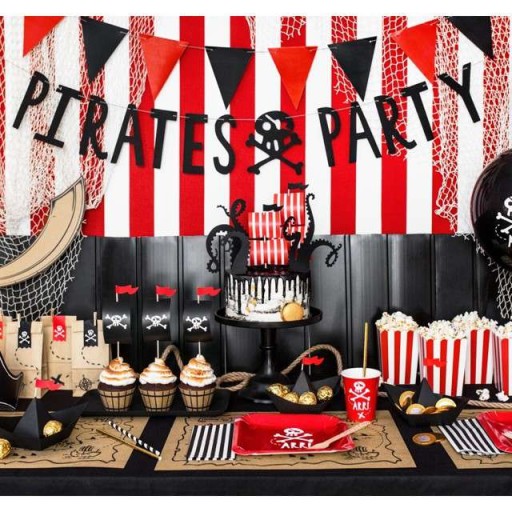 PIRATE STRIPES červené a biele krabičky na pukance