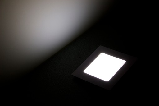 Zápustné štvorcové stropné svietidlo LED panel 6W CCD 3 FARBY