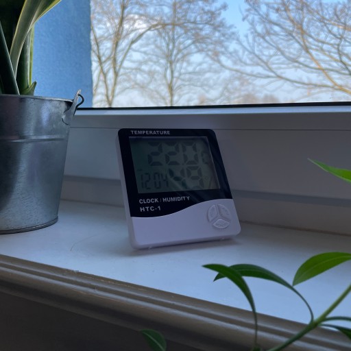 Meteorologická stanica Meteorologická stanica Bezdrôtový teplomer s displejom