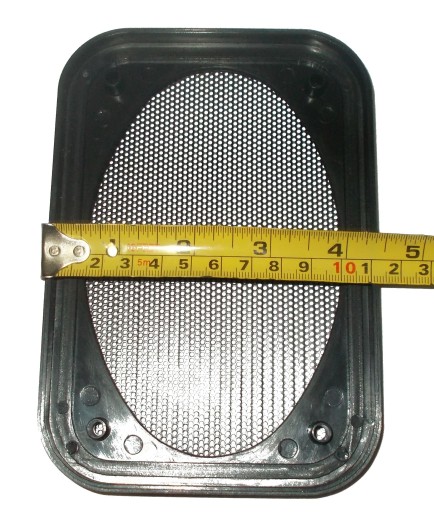 KRYT REPRODUKTOROV GRIL GRIL 4 / 6 palcov 2 ks