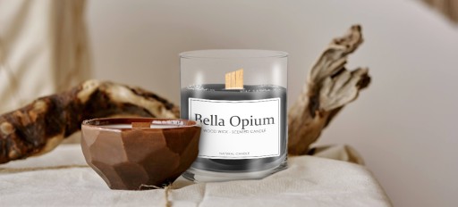 BELLA OPIUM - PRÍRODNÁ SÓJOVÁ VONNÁ SVIEČKA V SKLE S VÔŇOU PARFÉMU