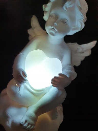 LED sviečka, anjel so srdiečkom, figúrka, vložka do sviečky