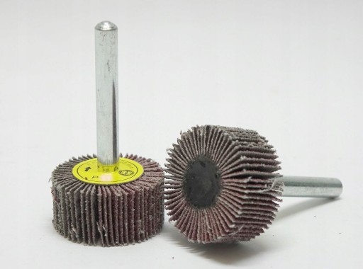 Lamelové koleso na stopke 30 x 15 x 6 gr 120