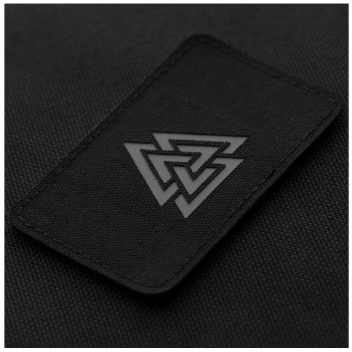 HORIZONTÁLNY VELCRO ZÁPLATA LASEROM VYREZOVANÝ SYMBOL VALKNUT ČIERNA A SIVÁ