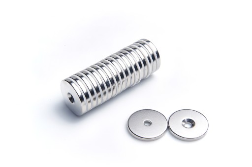 Magnet na hruď. MP 25x(7,5x4,5)x3 N38 pre skrutk