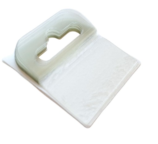 VEŠIAK EURO 50mm x 50mm ELASTICKÝ S LEPOM 10ks
