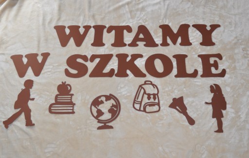 Dekorácia batohu výrez okno tabuľa ŠKOLA A4