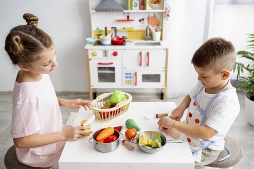 OVOCIE A ZELENINA NA REZANIE KUCHYŇSKÁ SÚPRAVA KUCHYŇA