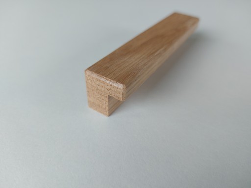 Drevená nábytková úchytka, dub ELKA, dĺžka 112mm, veľ. 80 mm