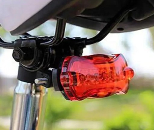 Svetlo na bicykel PREDNÉ ZADNÉ LED svetlo na riadidlá bicykla VÝKONNÉ na batérie
