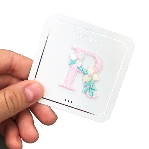 Opätovne použiteľné DIY vyšívané kvety STICKER Letter R