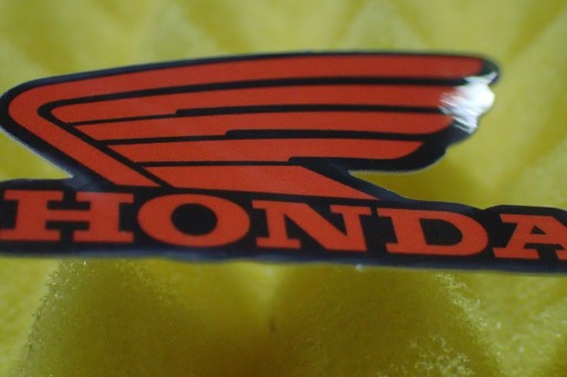NÁLEPKA HONDA NÁLEPKA 4,4 x 3,6 cm