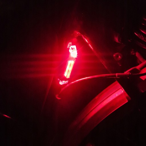 LED BICYKEL ZADNÉ SVETLO NA BICYKEL, USB