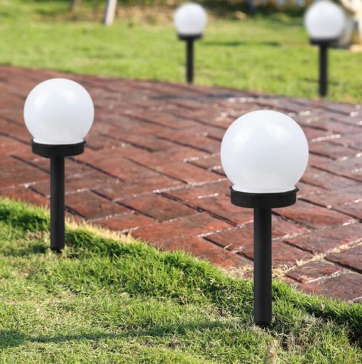 solárna záhradná lampa, mliečna, BIELA GUĽA 10cm P011