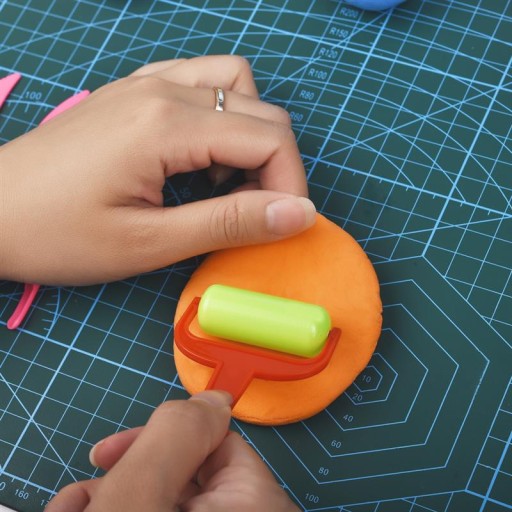 PLASTICOVÁ POLYMÉROVÁ MODELOVACIA PENOVÁ HMOTA PENOVÁ HLINA 12 ks